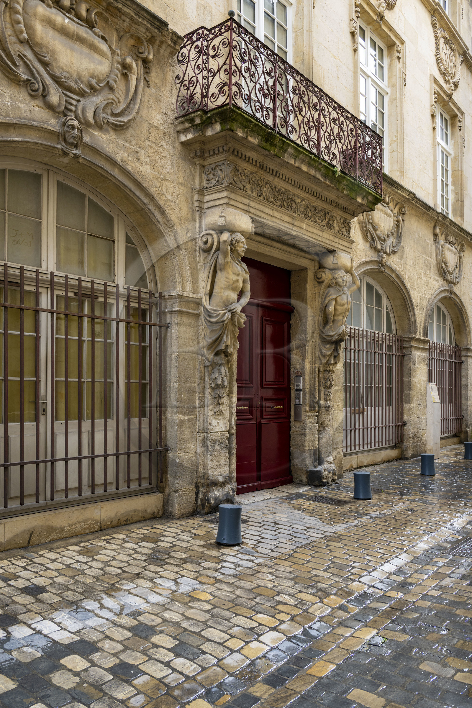 France (30), Gard, Beaucaire, Hotel de Margaillier dit Maison des Cariatides construite durant la seconde moitié du XVIIe siècle sur la rue Haute, actuelle rue de la République