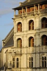 France, Loir-et-Cher (41), vallée de la Loire classée au Patrimoine Mondial de l'UNESCO, château de Blois, façade de l'aile François 1er