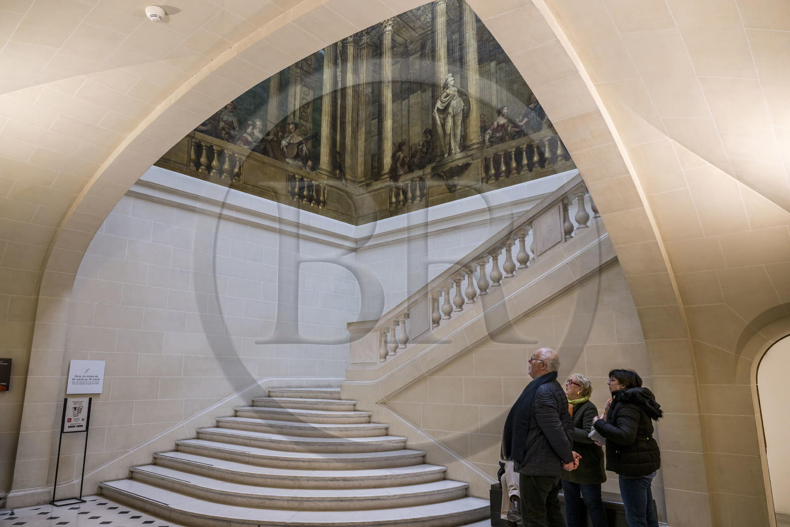 France, Paris (75), quartier du Marais, Musée Carnavalet, escalier de l'hôtel de Luynes