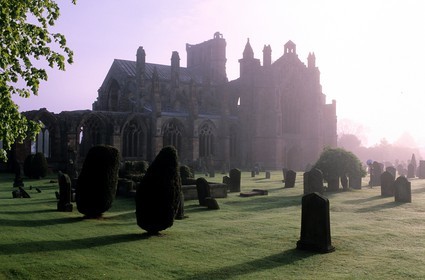Royaume-Uni, Ecosse, région des Borders, ruines de l' abbaye de Melrose