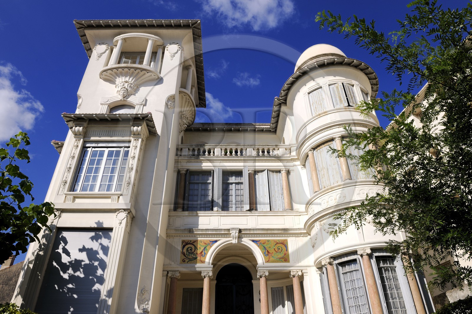 France, Hérault (34), Béziers, maison Art Nouveau au 28 avenue du président Wilson