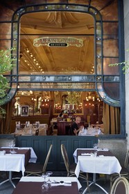 France, Meurthe-et-Moselle (54), Nancy, brasserie Excelsior (Brasserie Flo) de 1910, de style Art Nouveau Ecole de Nancy, les vitraux sont de Jacques Gruber