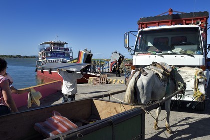 Nicaragua, port de San Jorge sur le lac Nicaragua, le ferry Che Guevara reliant San Jorge à Moyagalpa sur Ile d'Ometepe