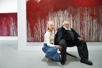 France, Paris (75), Galerie RX, Hermann Nitsch, artiste contemporain autrichien, cofondateur du mouvement Wiener Aktionismus (Actionnisme viennois)