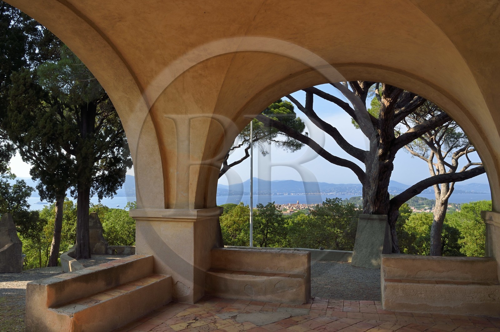 France, Var (83), Saint-Tropez vu depuis la chapelle sainte-Anne