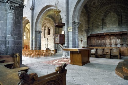 France, Haute-Loire (43), Chanteuges, abbaye Bénédictine du XIIe siècle, l'église abbatiale