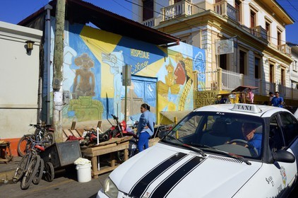 Nicaragua, Granada, taxi aux abords du marché central