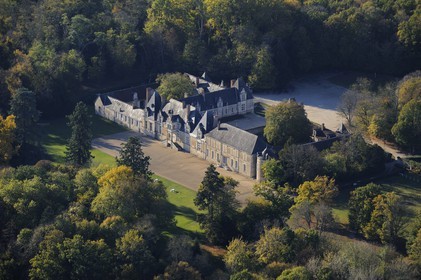 France, Loir-et-Cher (41), château de Villesavin (châteaux de la Loire) (vue aérienne)