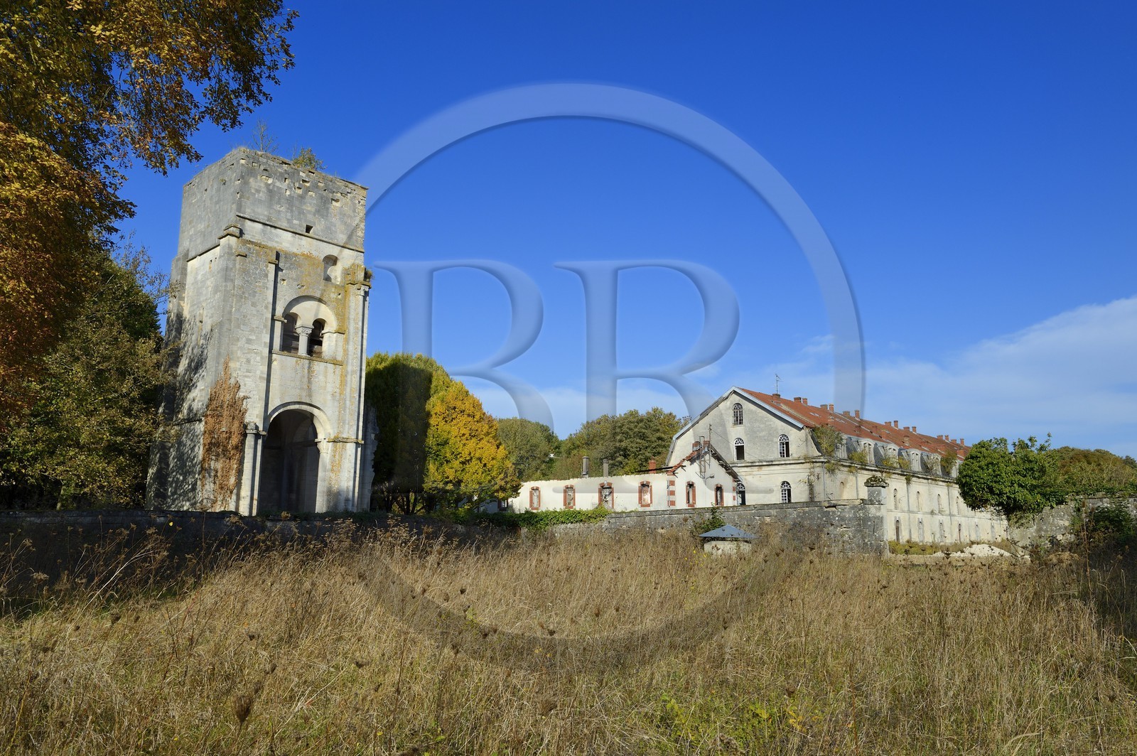 France, Meuse (55), Verdun,  la citadelle, la caserne Beaurepaire et l'ancienne tour Saint-Vanne qui est un vestige de l'abbaye