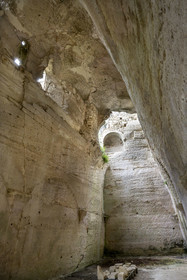 France, Gard (30), Beaucaire, abbaye troglodytique de Saint-Roman, les grandes salles