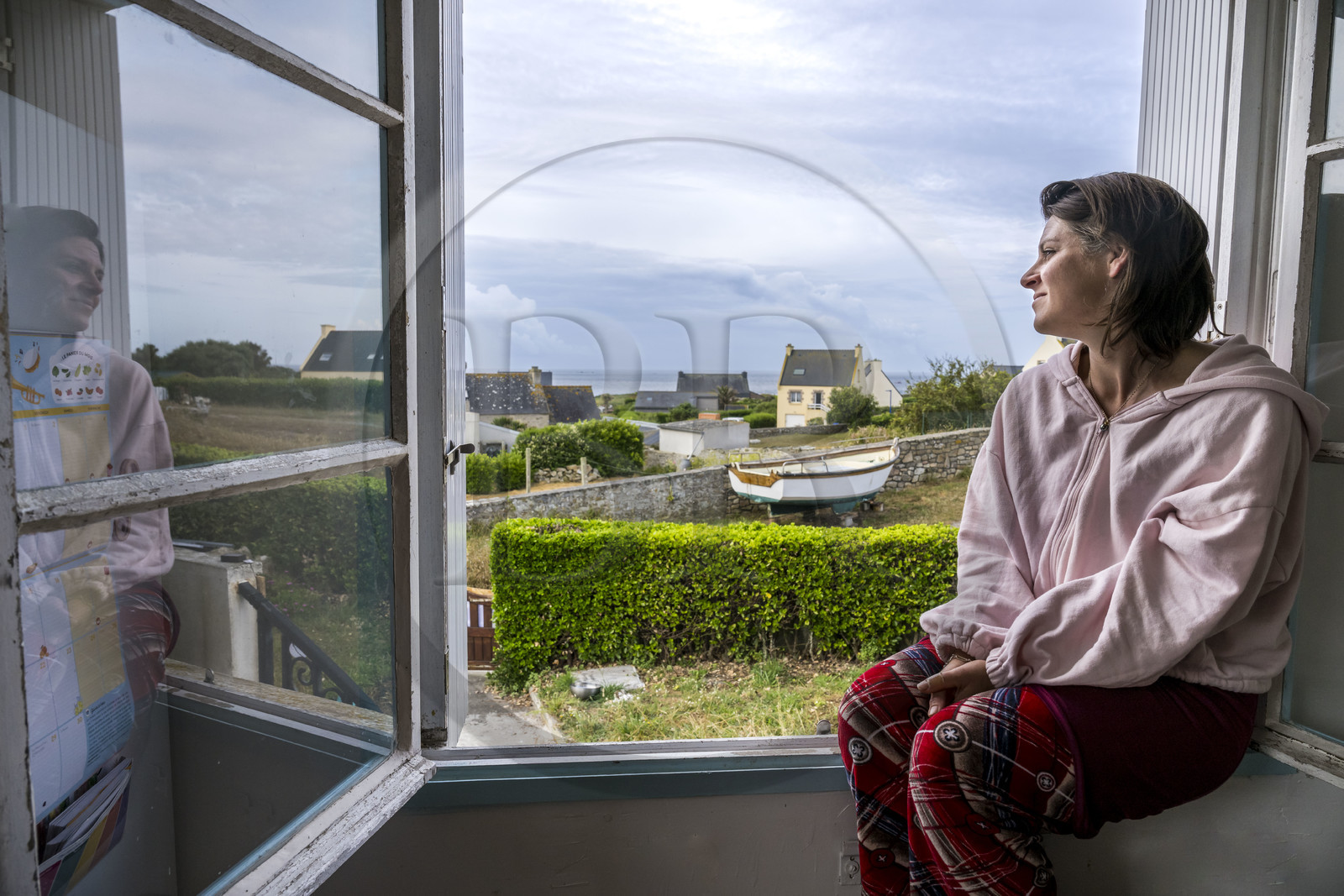 France, Finistère (29), Mer d'Iroise, Ile de Molène, Gwenola Gervais revenue sur l'ile pour ouvrir une auberge socio-écologique