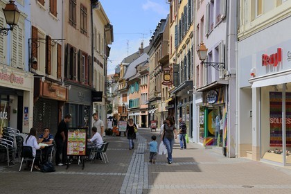 France, Haut-Rhin (68), Mulhouse, rue des Boulangers piétonne
