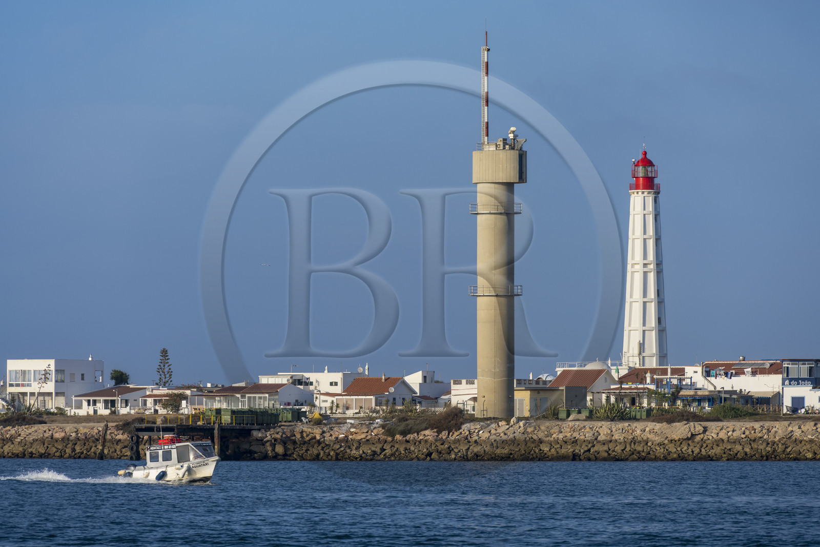 Portugal, Algarve, Faro, Parc Naturel de la Ria Formosa, l'Ile Ilha do Farol sur Ilha da Culatra