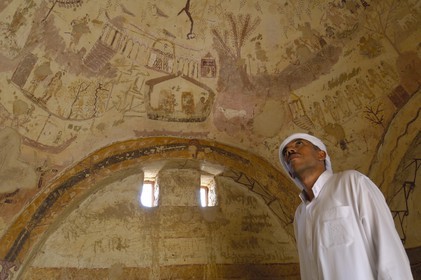 Egypte, Haute Egypte, désert libyque, oasis de Kharga, nécropole copte de Bagawat du IIe au VIIe siècle après JC, intérieur de la Chapelle de l'Exode
