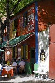 Argentine, Buenos Aires, , quartier de La Boca, façade peinte figurant Diego Maradona rue Magallanes près de la rue Caminito
