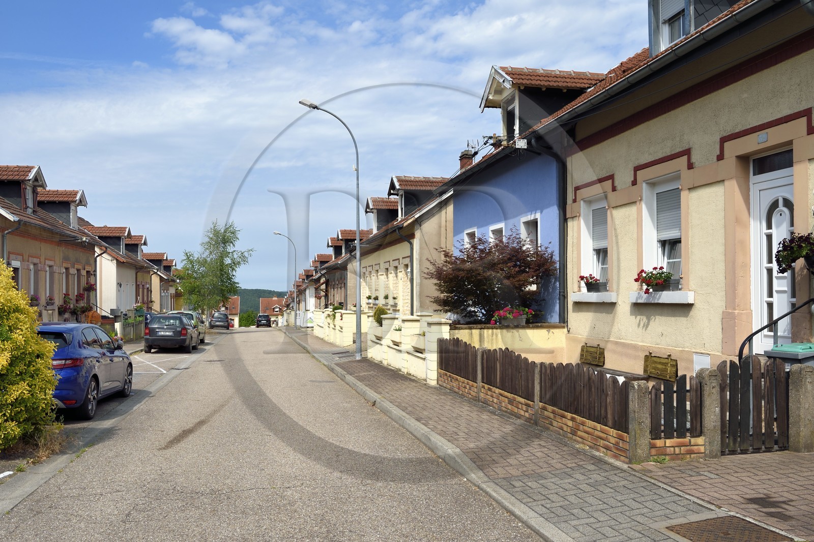 France, Moselle (57), Petite-Rosselle, ancien quartier de logements ouvriers de la cité industrielle crée par la famille Wendel pour les mines de charbon, maison d'employés (1890-1900) rue Laigneaux dans le quartier Wendel sud