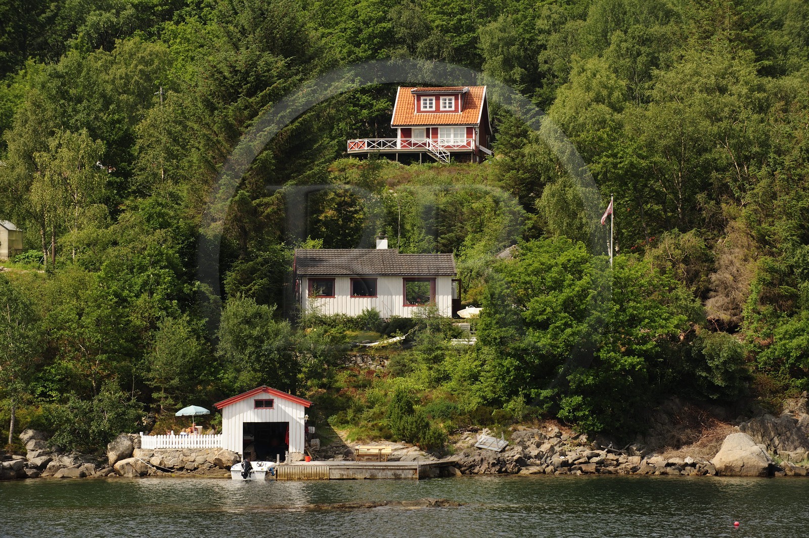 Norvège, Rogaland, région de Stavanger, Hogsforden, maisons secondaire estivale autour de l'île d'Adnoy