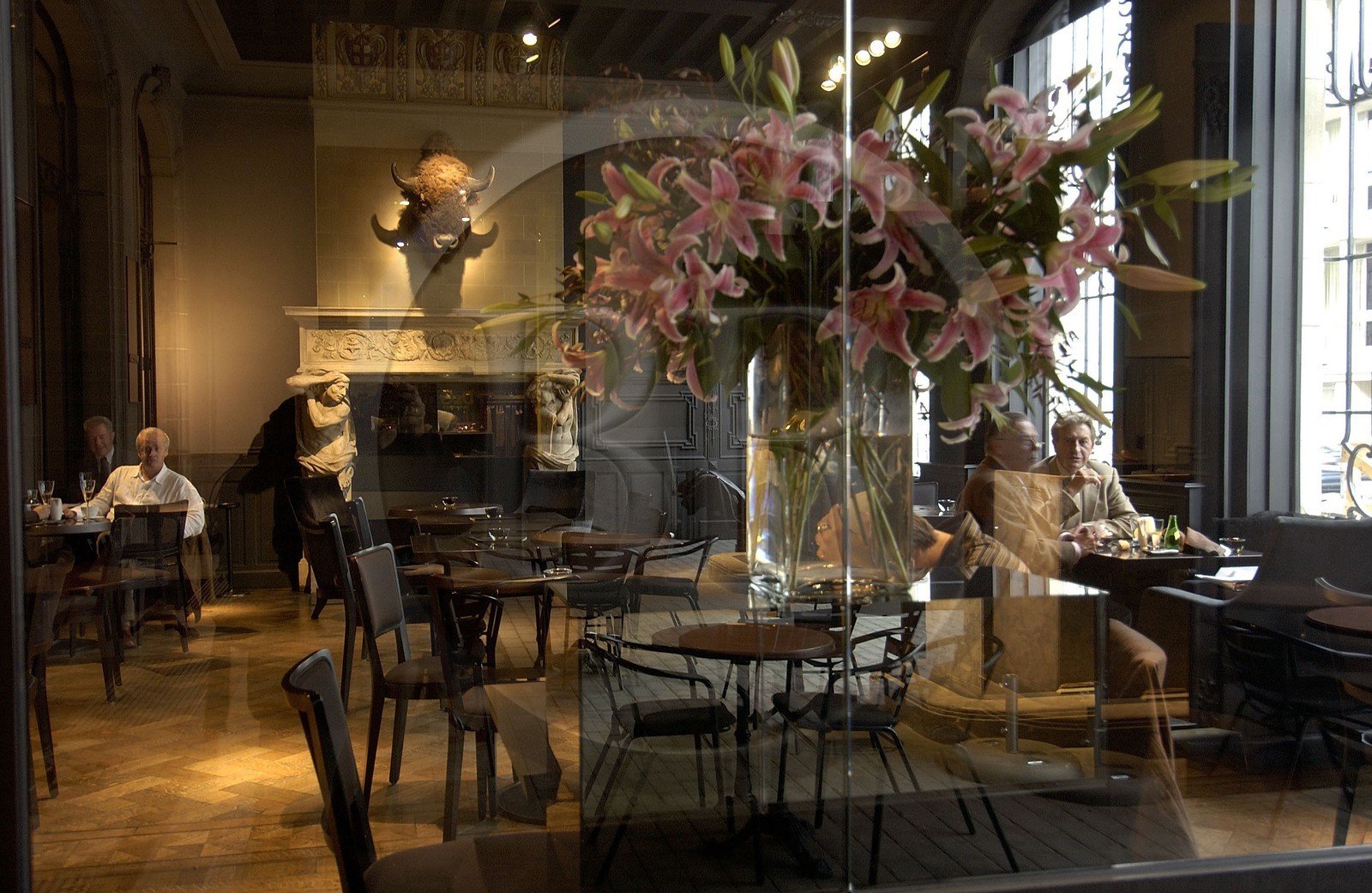 Belgique, Flandre, Anvers (Antwerpen), café de la boutique branchée de mode Verso