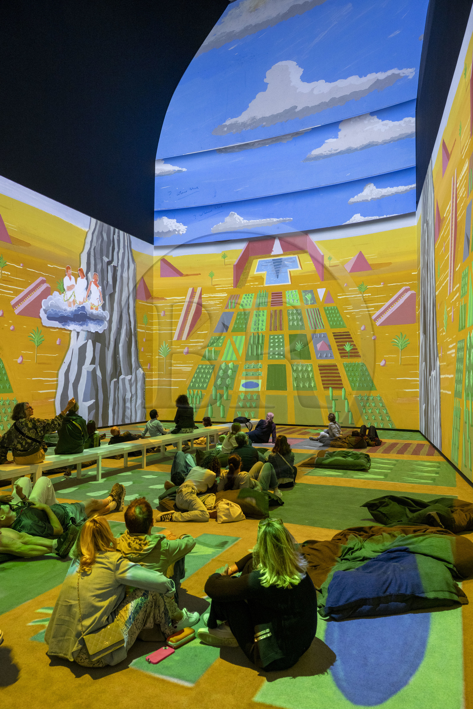 France, Paris (75), Bois de Boulogne, la fondation Louis Vuitton de l'architecte Frank Gehry, exposition David Hockney 25, Hockney Peint l'Opéra, réadaptation musicale et visuelle conçue spécialement pour cette salle à partir de ses dessins et décors pour différents opéras