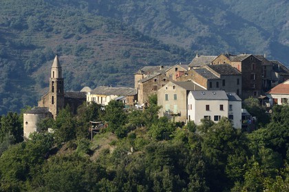 France, Haute-Corse (2B), Castagniccia, village de Ficaja