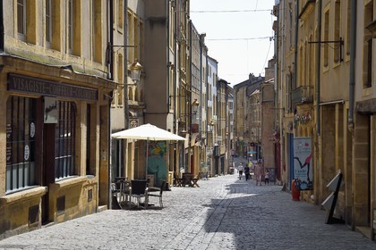 France, Moselle (57), Metz, quartier Sainte Croix, rue Taison, rue datant de l'époque médievale
