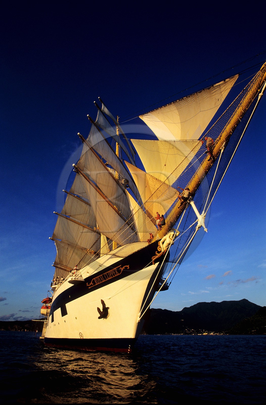 Caraïbes, le 5 mâts SPV Royal Clipper toutes voiles dehors