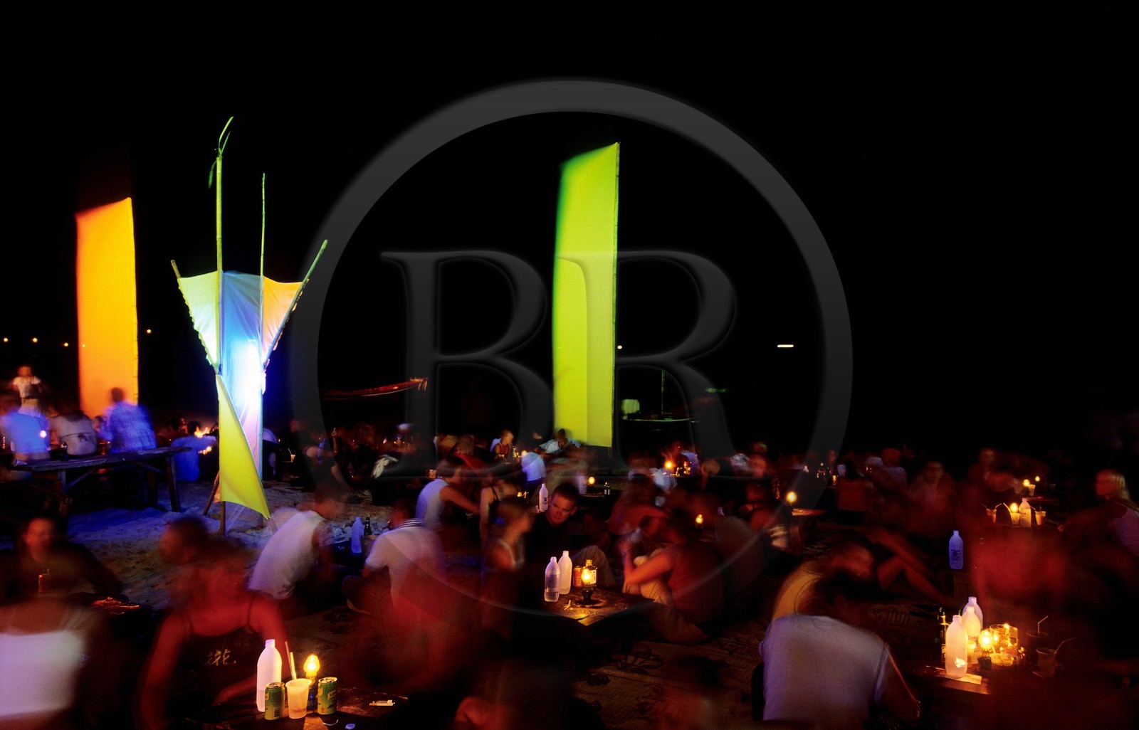 Thaïlande, Archipel îles Samui, Full Moon Party sur l' île de Koh Pha-Ngan, début de soirée sur la plage de Had Rin