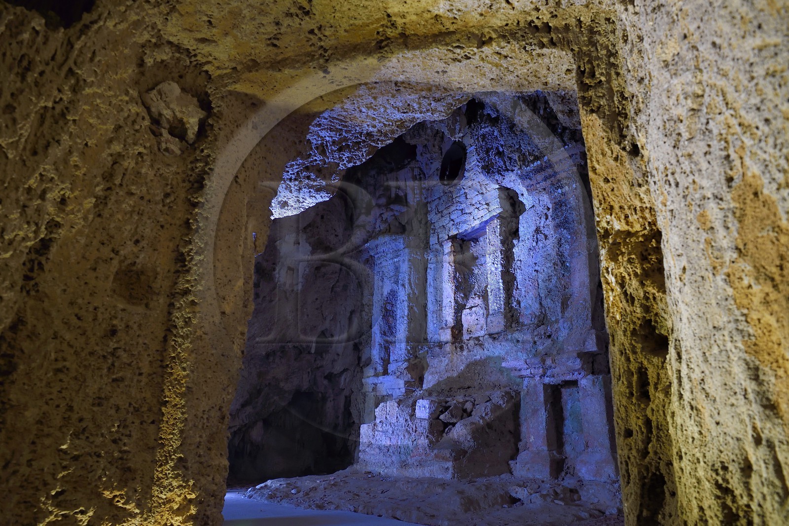 France, Var (83), Provence Verte, Barjols, couvent des Carmes Déchaux troglodytique, la chapelle à coquillages