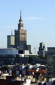 Pologne, Varsovie, le Palais (soviétique) de la Culture et de la Science domine la ville moderne, partiellement à l' emplacement de l' ancien ghetto