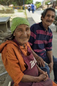 Nicaragua, Masaya, Catarina, vieille femme et son compagnon