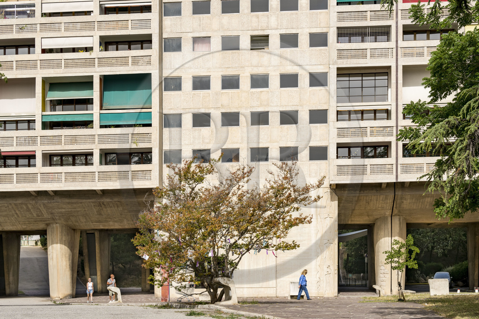 France, Bouches-du-Rhône (13), Marseille, oeuvre architecturale de Le Corbusier, classée Patrimoine Mondial de l'UNESCO, la Cité Radieuse par l'architecte Le Corbusier bordant le boulevard Michelet