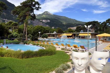 Suisse, Canton de Vaud, Lavey-les-Bains, les Bains de Lavey, bains thermaux