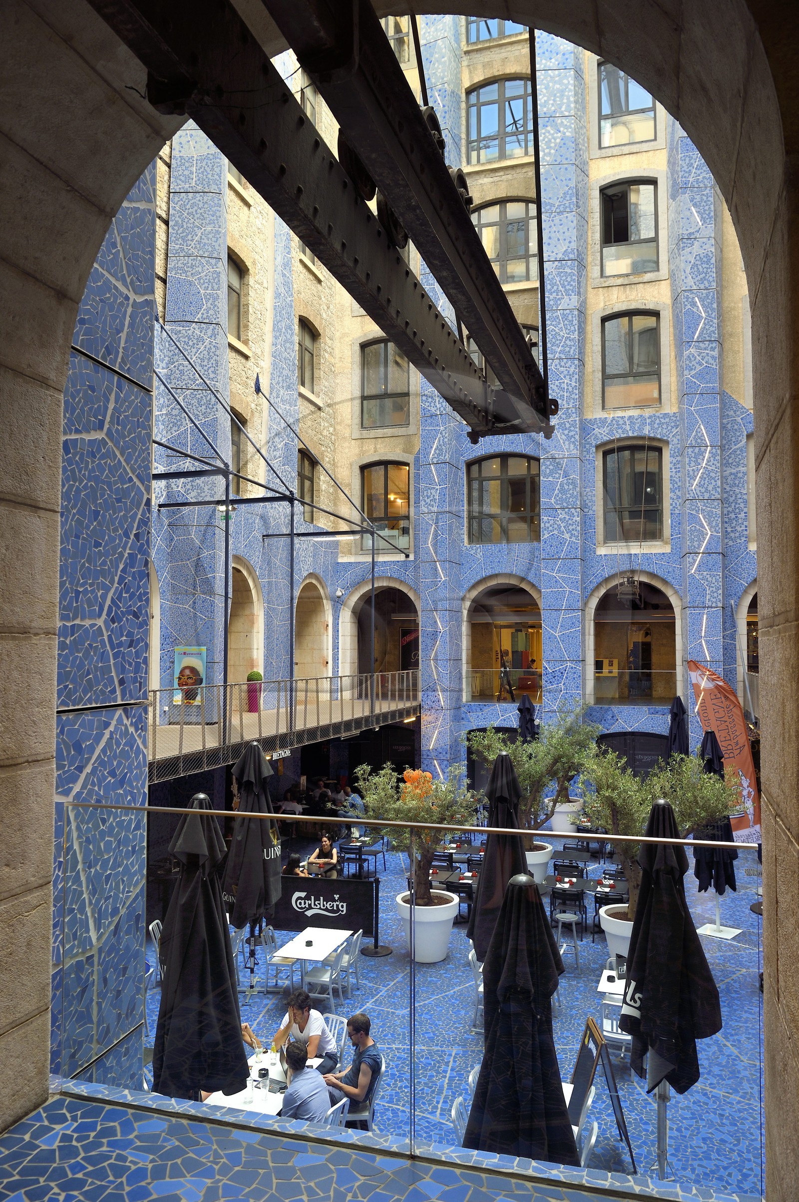 France, Bouches-du-Rhône (13), Marseille, Zone Euroméditerranée, quartier La Joliette, centre commerciel des Docks