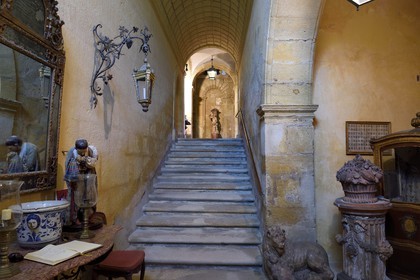 France, Vaucluse (84), Parc Naturel Regional du Luberon, Ansouis, labellisé Les Plus Beaux Villages de France, le chateau d'Ansouis